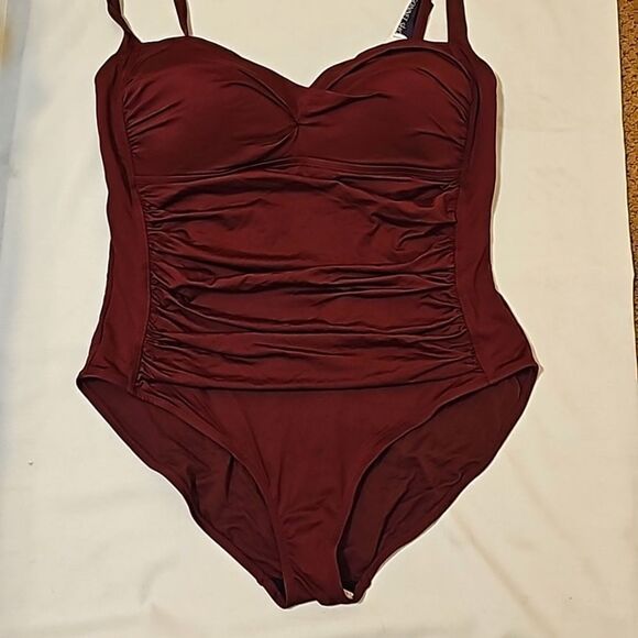 Sonnet Shores 1 pc. Burgundy Swimsuit 22W - Picture 1 of 10